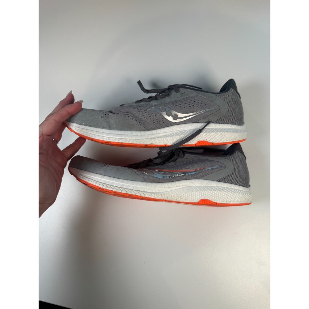 Saucony FREEDOM Running Shoe S20617-20 Sneakers Mens Size 11 Gray Orange - Picture 3 of 12